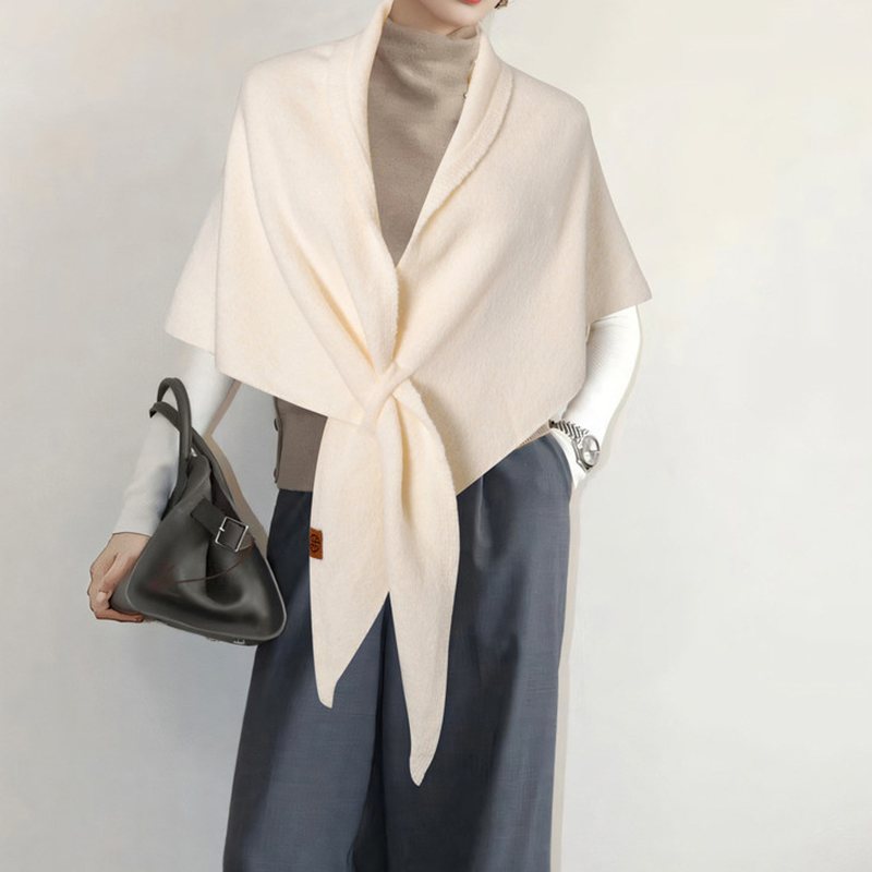 Ladies' Fashionable Triangular Scarf